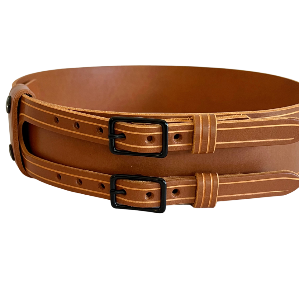 Double buckle leather belt outlet
